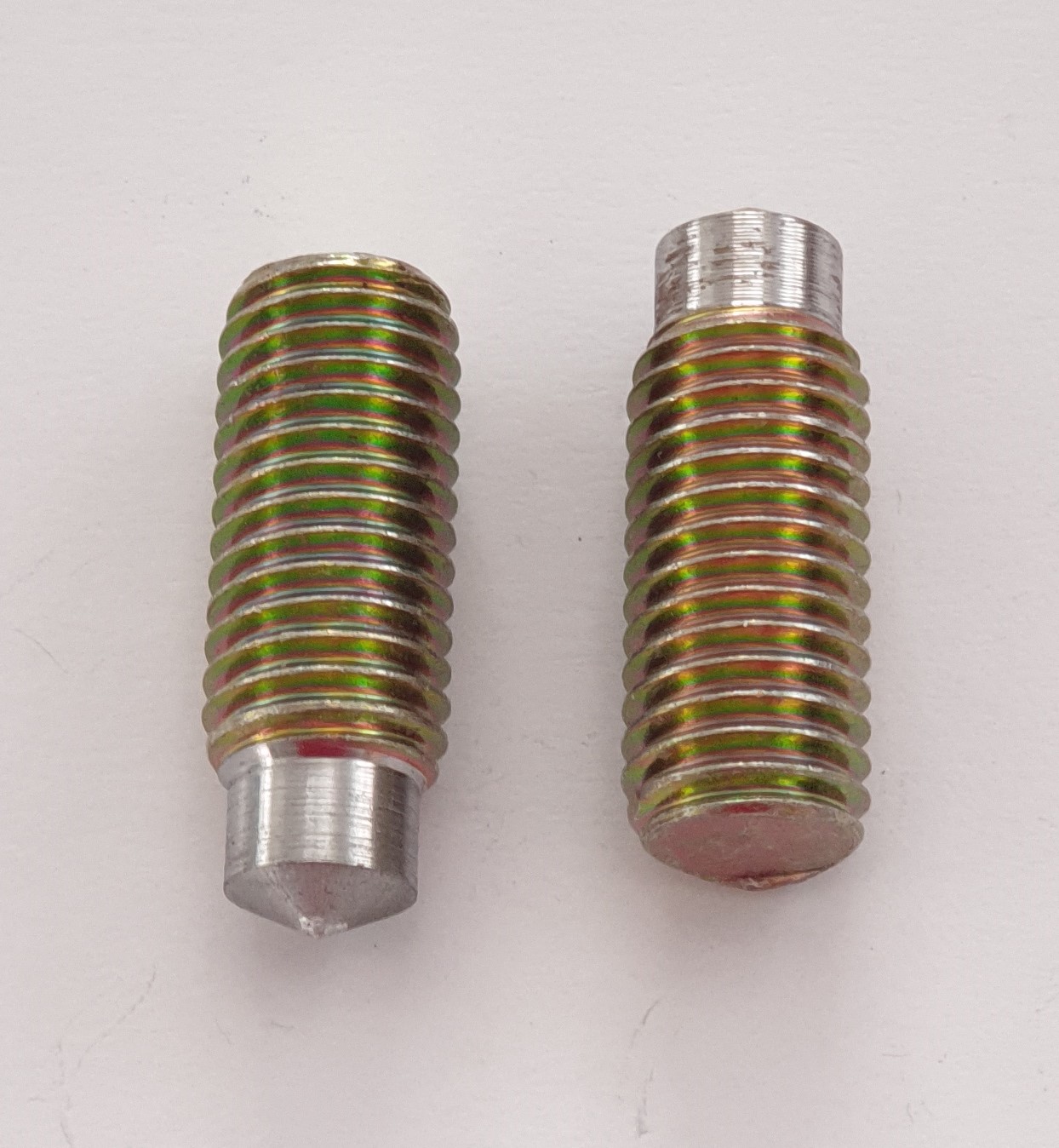 RD M 12 x 25 - 4.8 - pozink. žl. chrom. s ker. kr.